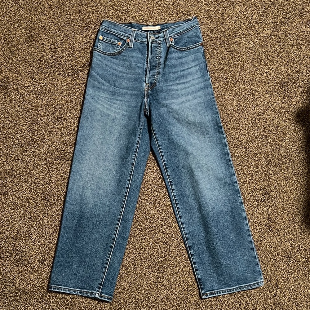 Levi’s Ribcage Straight Ankle, size 27x27
